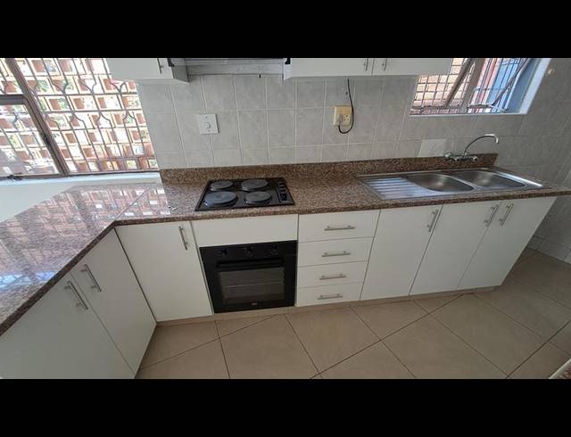 2 BEDROOM PROPERTY TO RENT IN OVERPORT